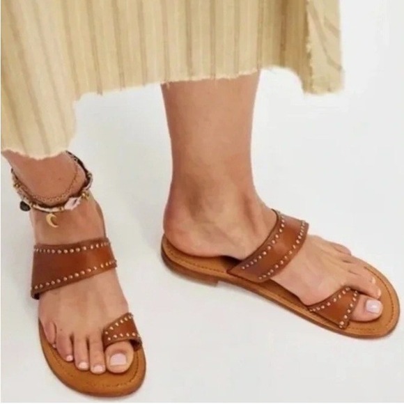 Free People Shoes - NEW Free People Amelie Tiny Stud Sandal Cognac Leather Toe Loop Size 8